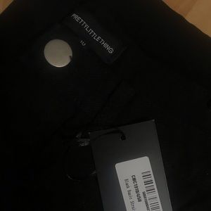 prettylittlething staight-leg jeans